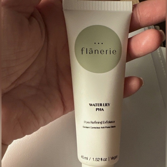🌟BRAND NEW🌟 FLANERIE Water Lily PHA Pore Refining Exfoliator 🌟FULL SIZE🌟 - Picture 7 of 9